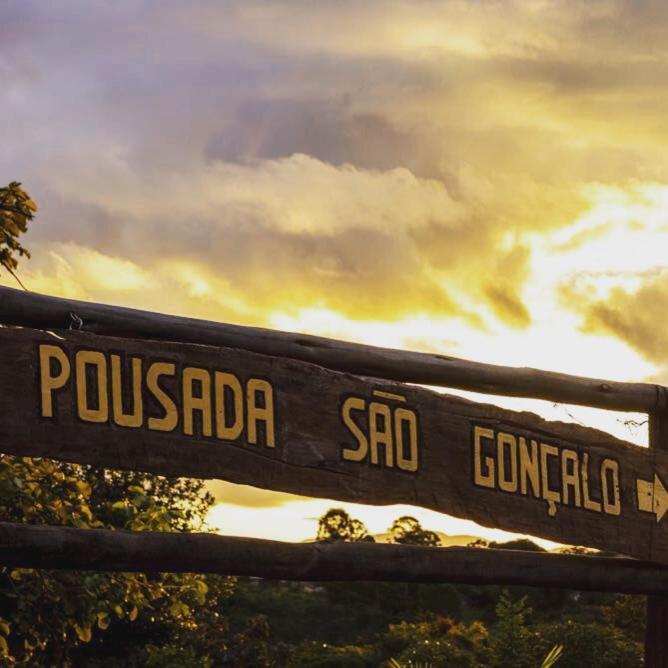 Pousada Sao Goncalo São Gonçalo do Rio das Pedras Eksteriør billede